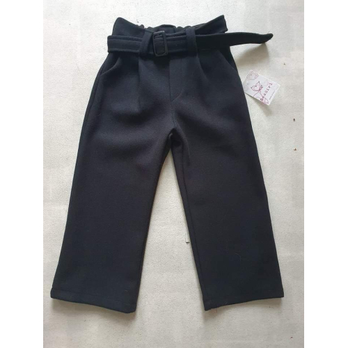Gave dikke zwart broek met broekzakken en elastieke taille Gave dikke zwart broek met broekzakken en elastieke taille