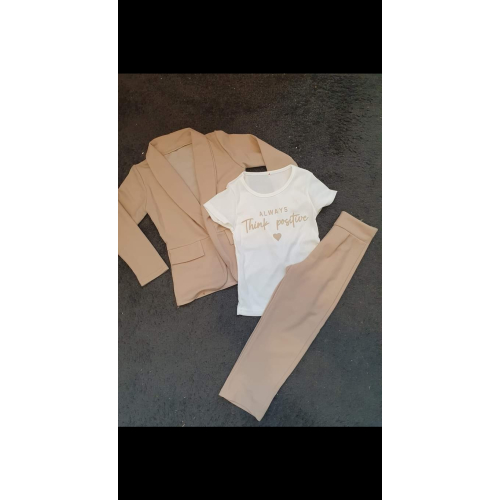 3 delig setje kleur Beige